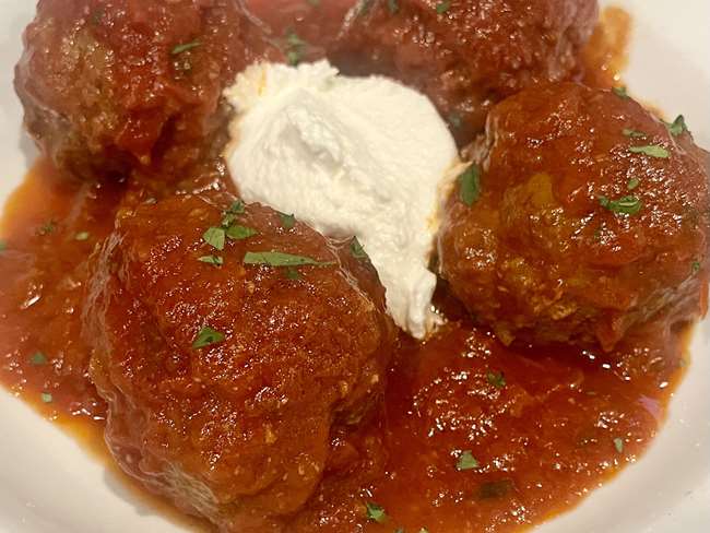 Homemade Meatballs (4 per order)